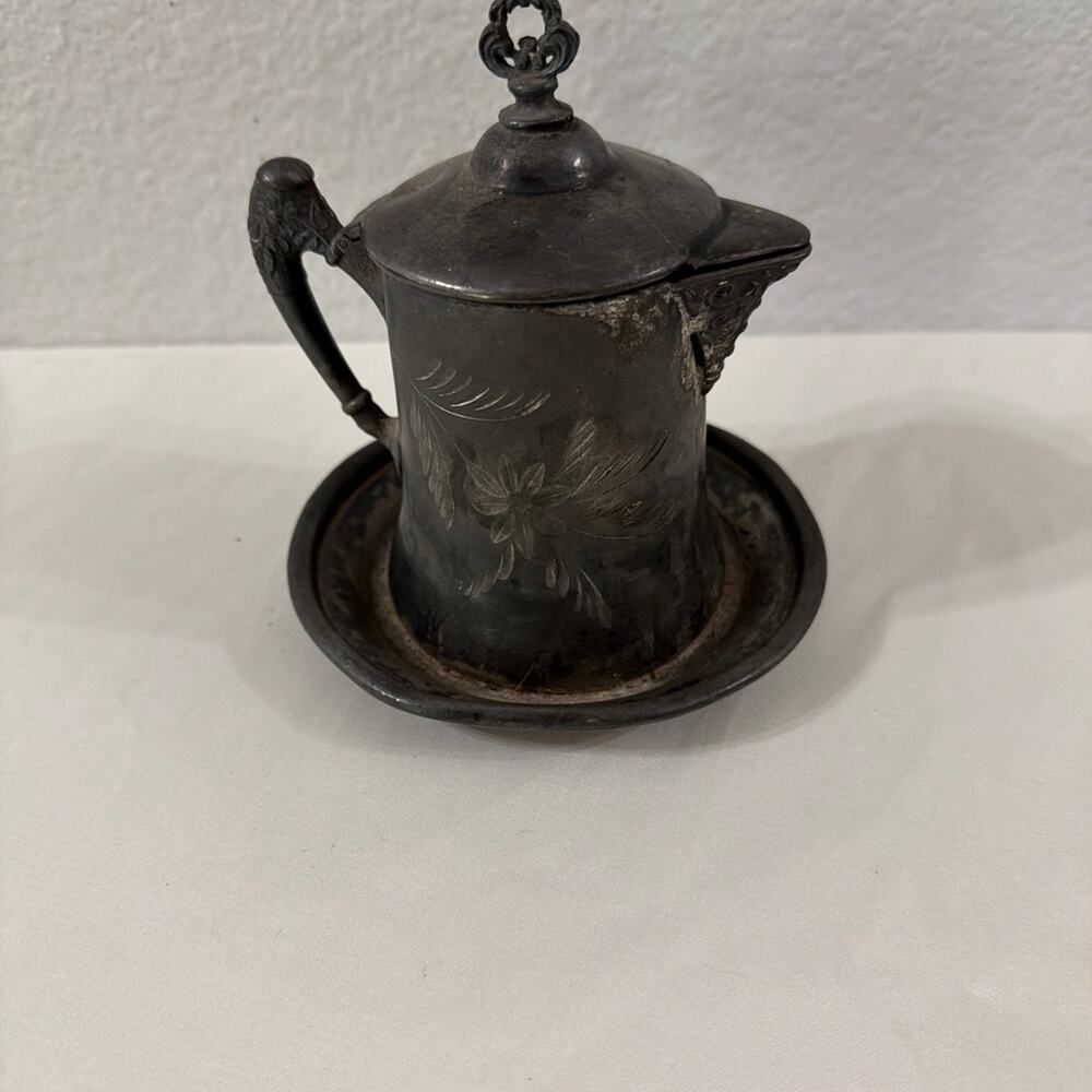 Vintage Van Bergh Silver Plate Creamer/syrup warmer